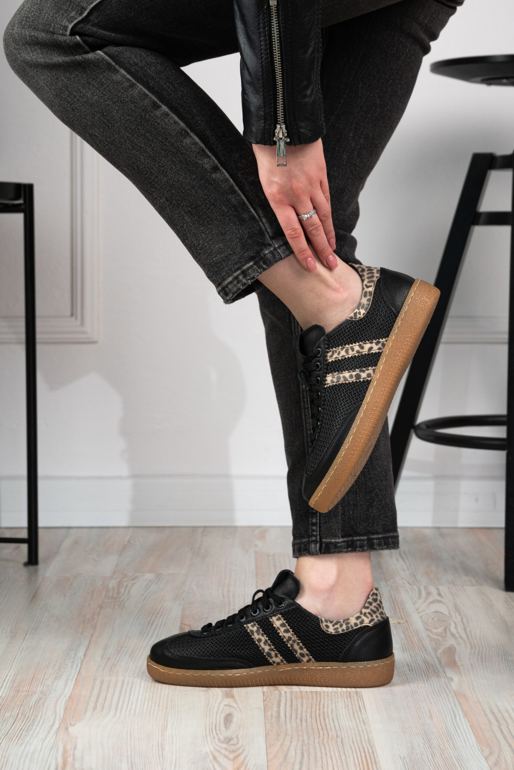 Sneakersy Lucia Bosetti Hailey czarne z panterką - obrazek 2