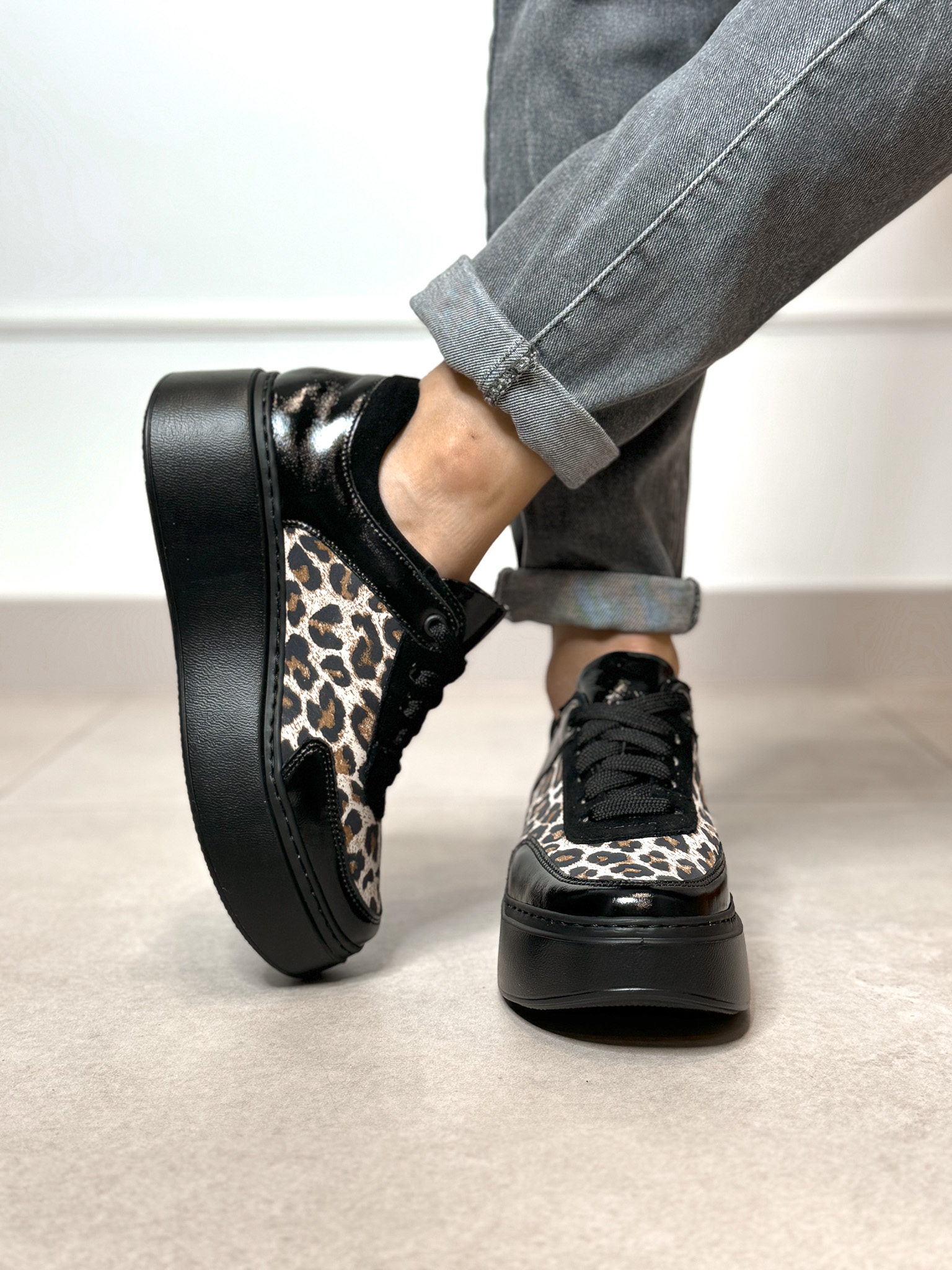 Sneakersy Lucia Bosetti Margo czarne z panterką - obrazek 3