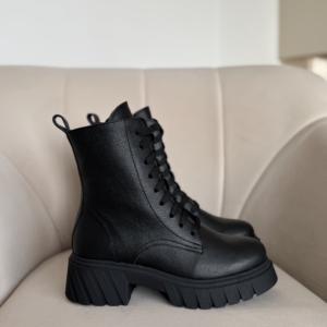 Botki Lucia Bosetti Megan czarne skóra naturalna licowa